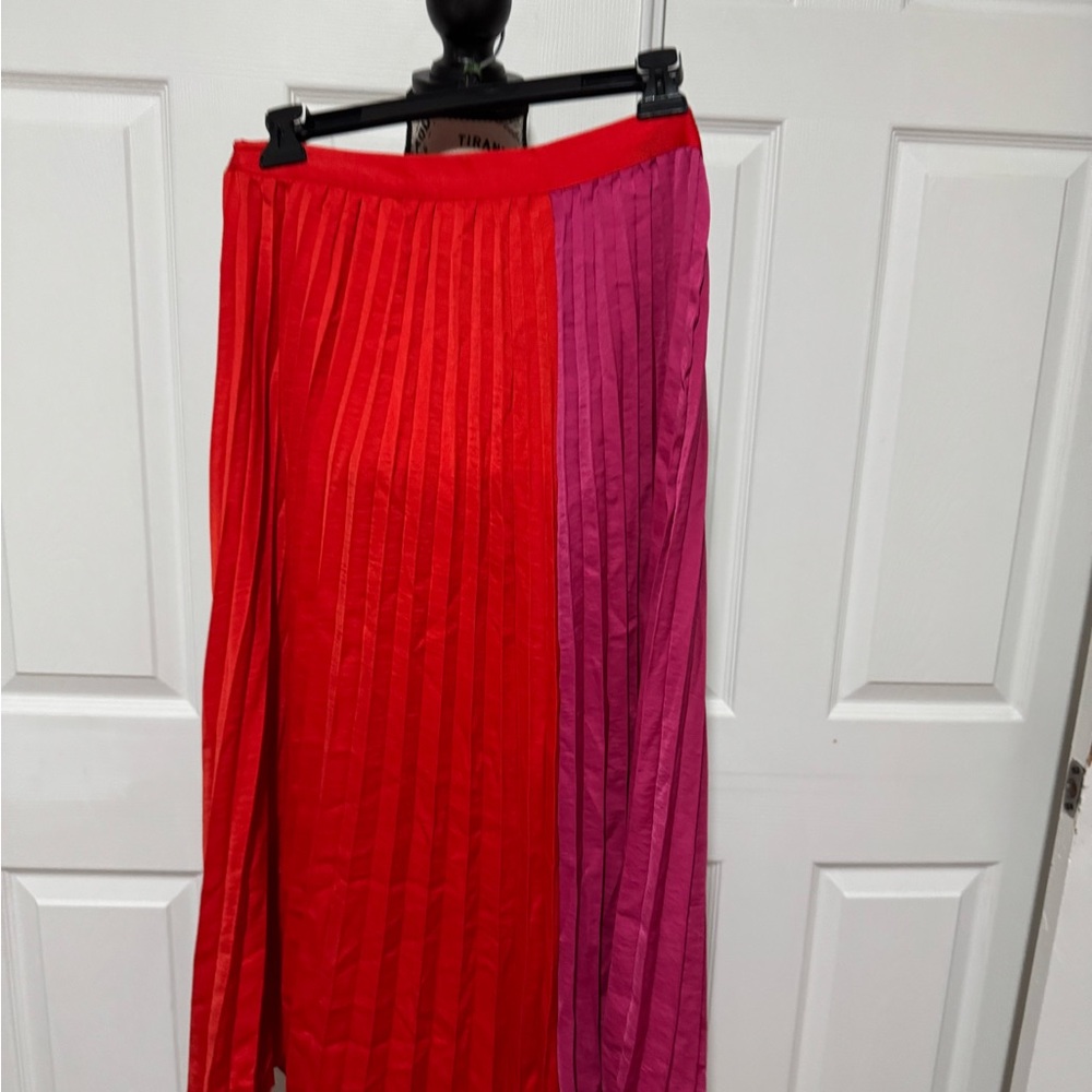 Scoop Midi Skirt Size Small $5 final